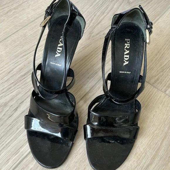Prada black patent leather heeled sandals 39 - Picture 4 of 8